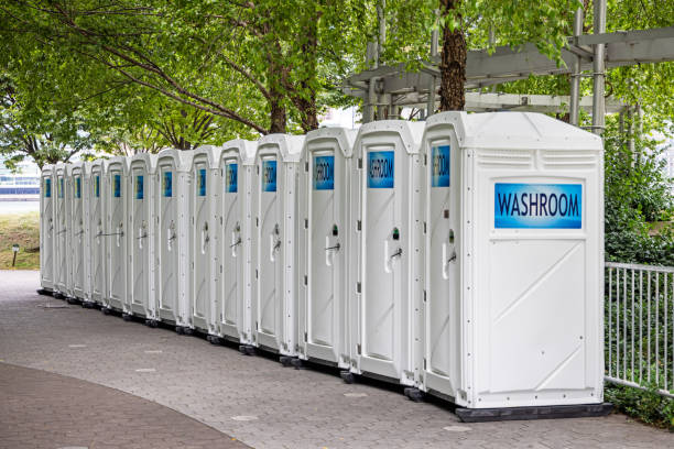 Best Luxury portable toilet rental  in Oxford, KS